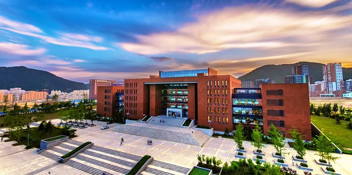 Dalian Üniversitesi Bahman Girişi 2026