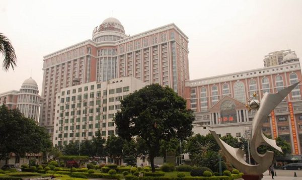 Saturn Medical Üniversitesi Bahman Girişi 2026